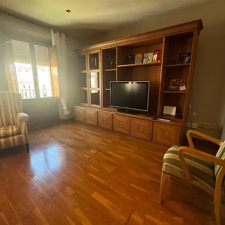 Font27 Apartment *